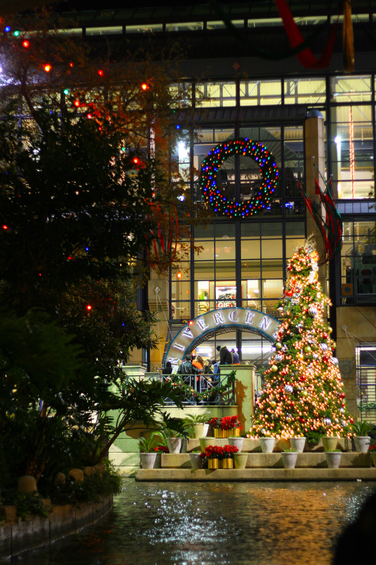 San Antonio Riverwalk 에서...